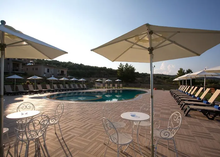 Baywatch Apart Otel Chranoi