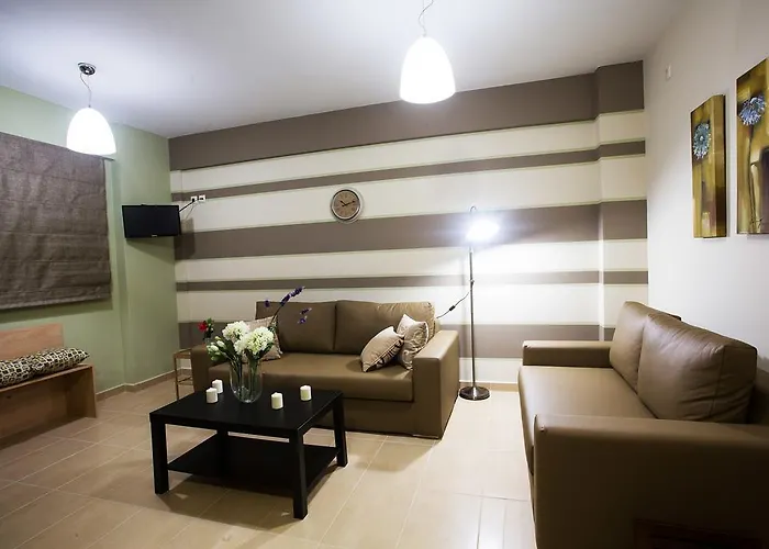 Baywatch Apart Otel Chranoi